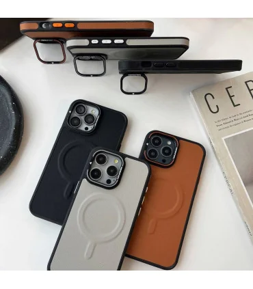 قاب چرمی ایفون 13 پرو مگ سیف viva madrid