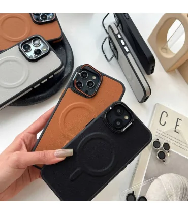 قاب چرمی ایفون 13 پرو مگ سیف viva madrid