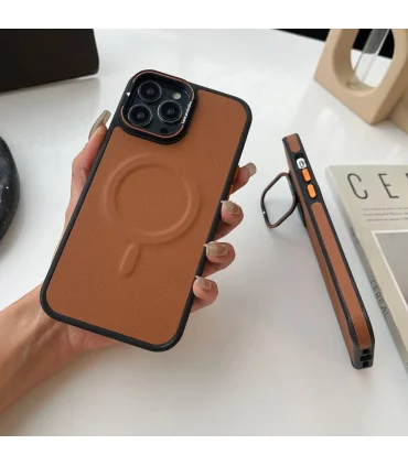 قاب چرمی ایفون 13 پرو مگ سیف viva madrid