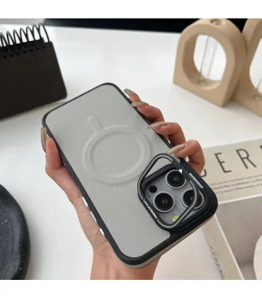 قاب چرمی ایفون 13 پرو مگ سیف viva madrid