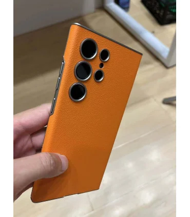 قاب چرم s25 ultra دور متال viva madrid