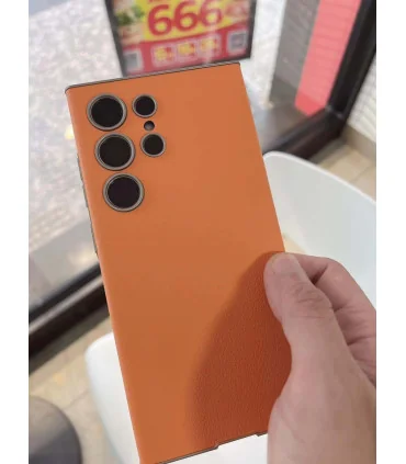 قاب چرم s25 ultra دور متال viva madrid