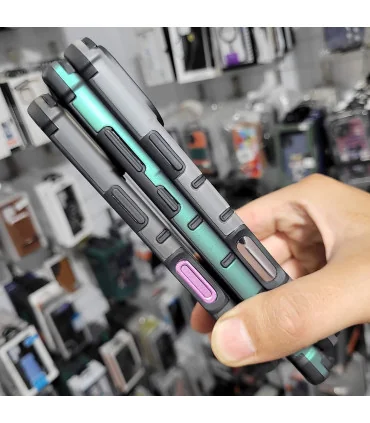 قاب مات ایفون 16 ضد ضربه سخت مگ سیف creative