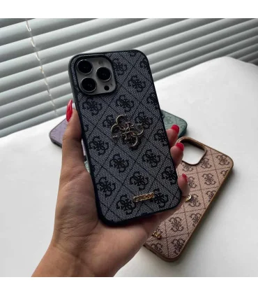 قاب ایفون 15 پرو گس طرح 2 GUESS