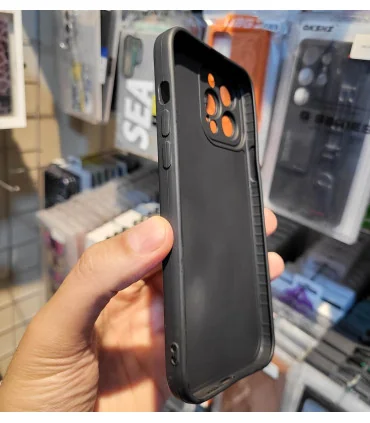 قاب ایفون 13 پرومکس کارل لاگرفلد pro camera