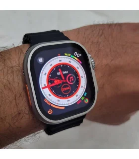 اپل واچ MT8 ULTRA همراه با نمایش لوگوی اپل