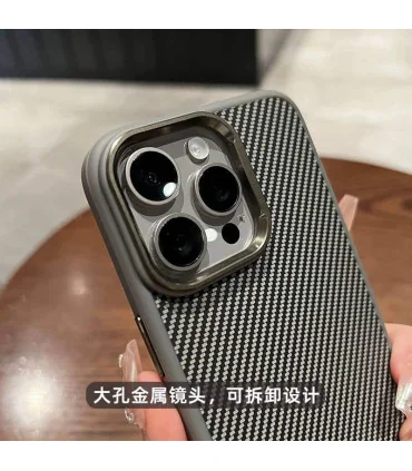 کاور کربنی ایفون 16 پرومکس