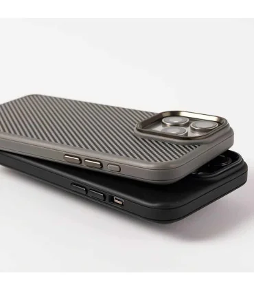 کاور کربنی ایفون 16 پرومکس