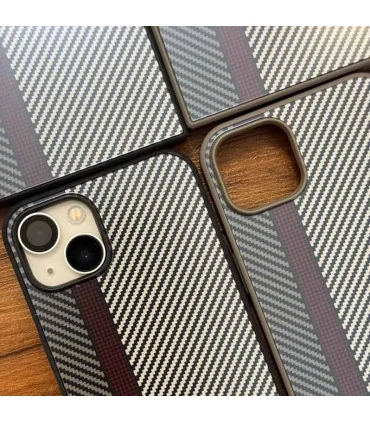 کاور طرح کربن ایفون 16 پرومکس