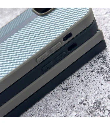 کاور طرح کربن ایفون 16 پرومکس